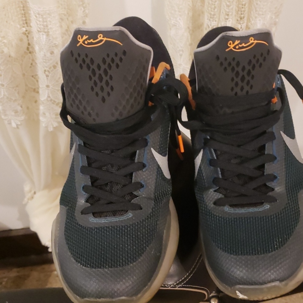 Used kobe 10